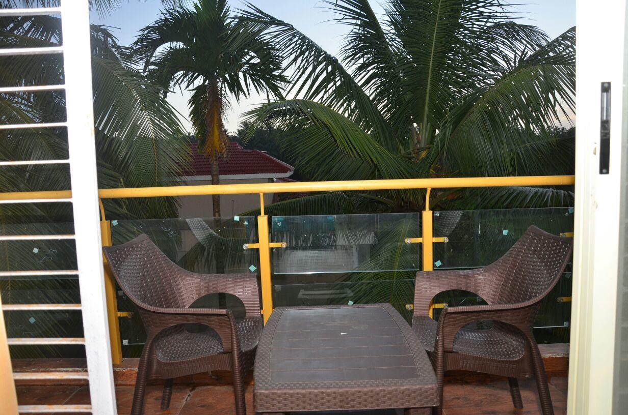 Nilaya Beach Resort Алибаг Экстерьер фото