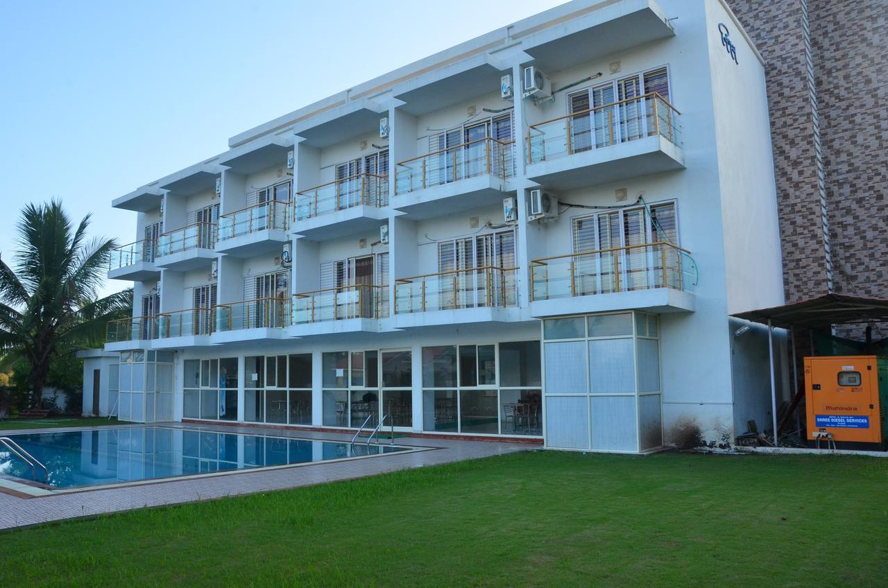 Nilaya Beach Resort Алибаг Экстерьер фото